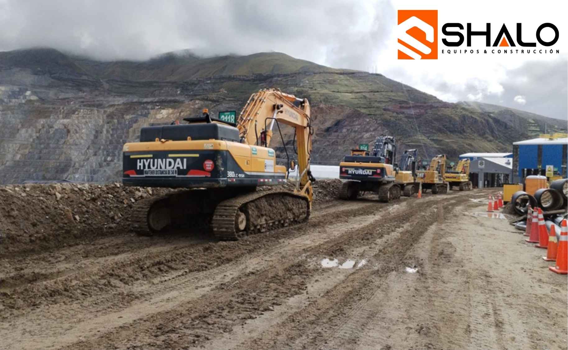 Compactadora de suelo en proyecto de obra civil